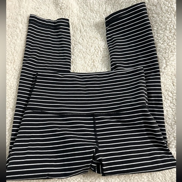 Lululemon Wunder Undre Crops - Picture 5 of 8